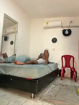 bigdick211292: διαδικτυακό σόου στην κάμερα