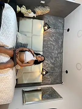 Sofia_Clauss_ Obrolan Langsung XXX