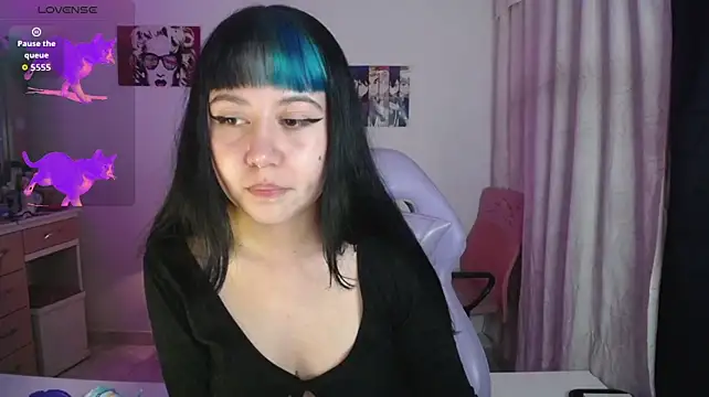 iris_sky's Live XXX Chat