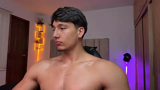 Chat XXX en directo de CHRIS_MORGAN1
