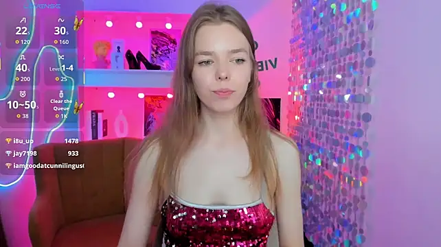 Chat +18 de TinaTayylor ao vivo