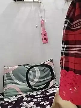 Cute-Naavya élő XXX-chatje