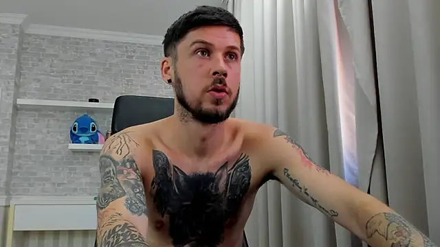 แชท XXX สดของ JonahShaw
