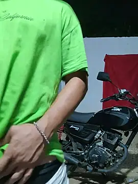PIGHIGHDIRTY_p0のライブXXXチャット