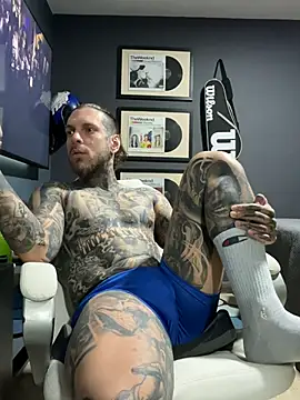 ThomasHells live XXX chat