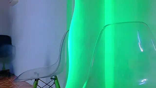 XXX chat uživo modela ShelyEvans__