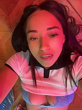 Chat XXX en directo de HollyAngel2