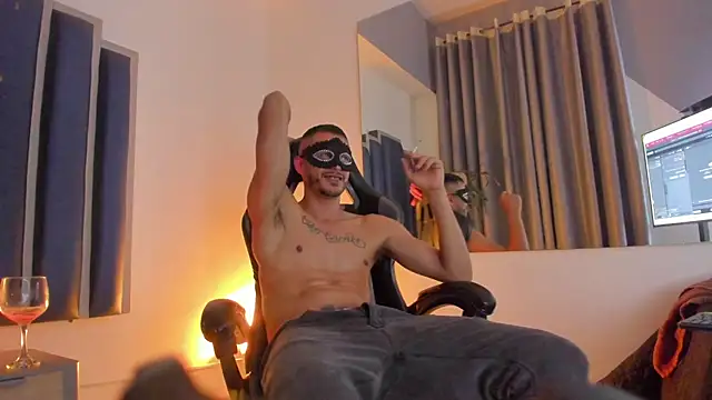 Damiam_23 live XXX chat
