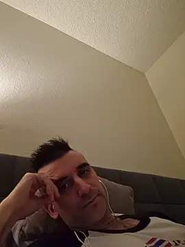 myth5hk Chat XXX in diretta
