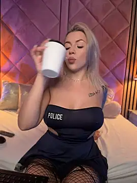 IveySin Chat XXX live