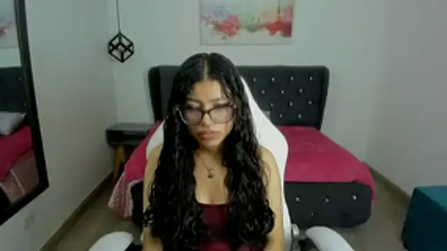 Chat +18 de Issaa_Tyler ao vivo