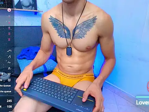 ragnar_valkor Adlı Modelin Canlı XXX Sohbeti