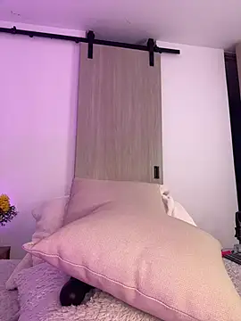 Chat +18 de gabyfoxster ao vivo