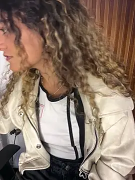 AngelPinkk_ – Naživo XXX chat