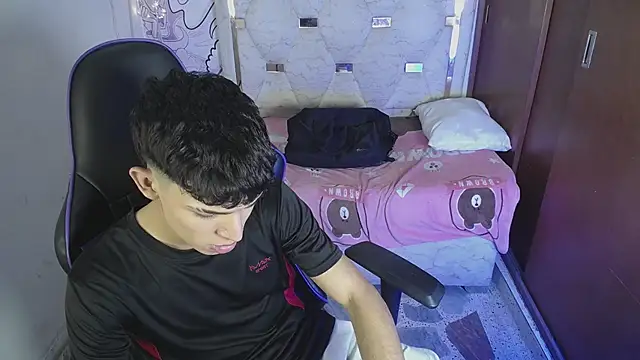Liom_Gym 即時 XXX 聊天