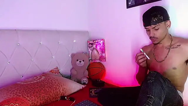 Angel_foxc13 – Naživo XXX chat