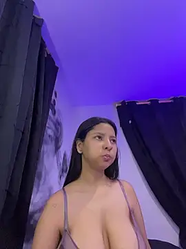 XXX chat uživo modela melanimorgan1