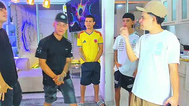 Chat +18 de Houseofwarrios ao vivo