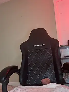 צ'אט XXX בשידור חי של Kiki_hammyy