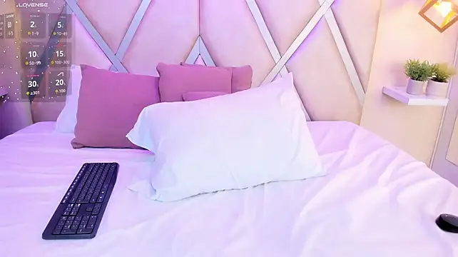 Seraphine_2 Live XXX-Chat