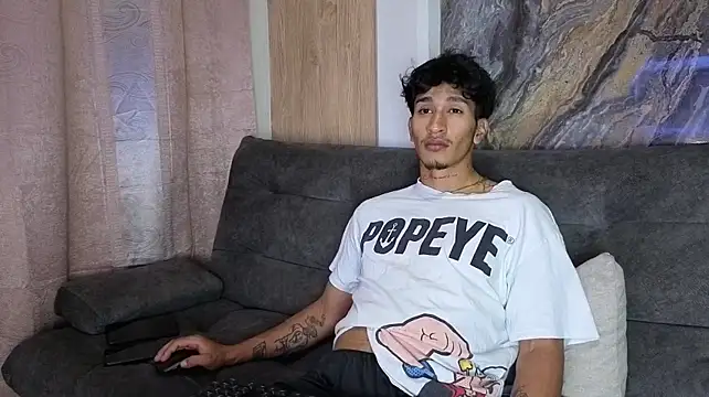 Zayn_Moretti élő XXX-chatje