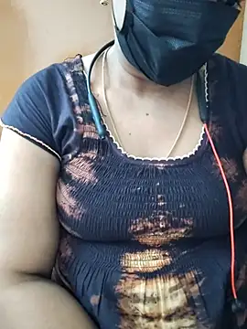 צ'אט XXX בשידור חי של tamilammu1431