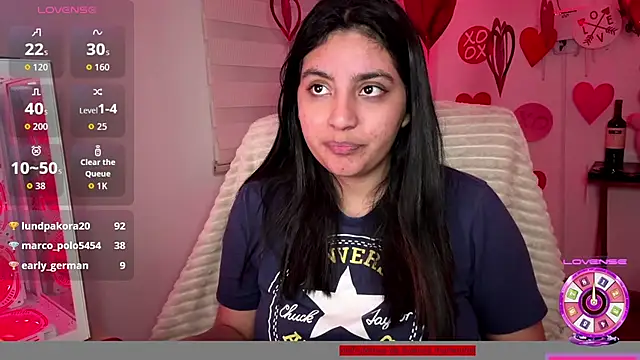Chat +18 de cloe_small ao vivo