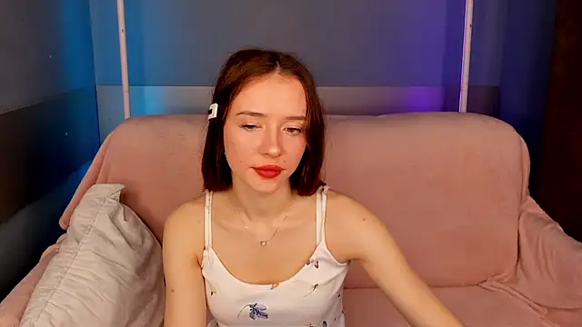 VasilisaTheWiseX Adlı Modelin Canlı XXX Sohbeti