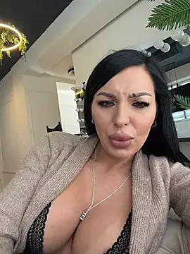 ReynaMorel – Live XXX-chat