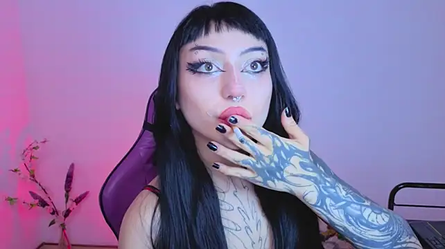 Онлайн чат XXX catipetite