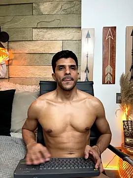 anddy_white Adlı Modelin Canlı XXX Sohbeti