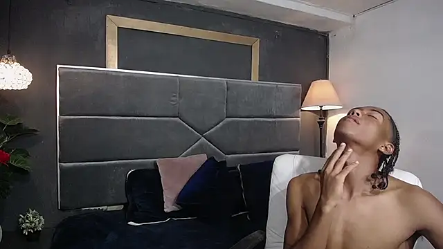 persy_wt24cm: απευθείας συνομιλία ΧΧΧ