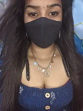 Tamil_Charu_n Live XXX chat