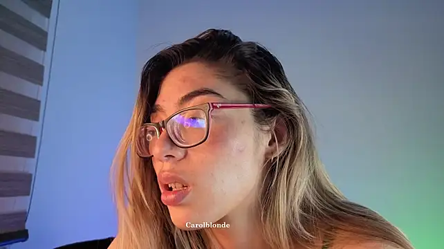 Czat XXX na żywo – Carolblonde