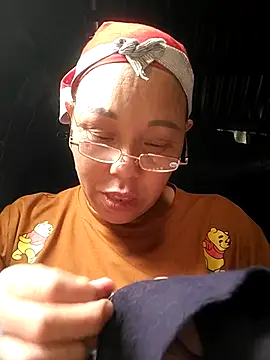 Victoria18t 现场XXX聊天