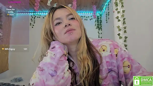 Chat +18 de caroolina_sweet ao vivo
