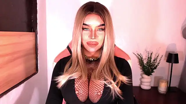 DominantxSheena Live XXX Chat