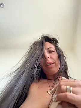 Almmaxxxx Live XXX-Chat