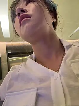 feifei_7788 现场XXX聊天
