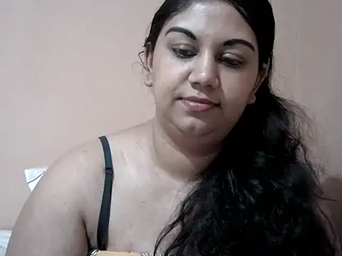 bellachow10 live XXX chat