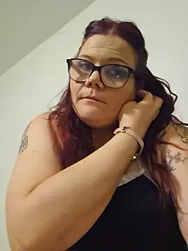 MissThroatGoat69's Live XXX Chat