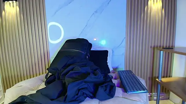 IM_EROSS' Live XXX Chat
