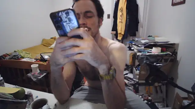 Chatroom XXX en direct de JohnnyMoves