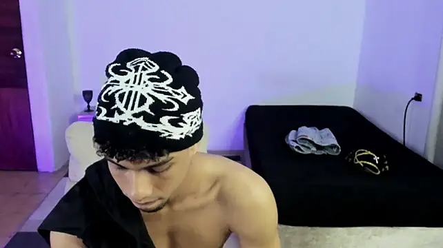 Nathan_velez 现场XXX聊天