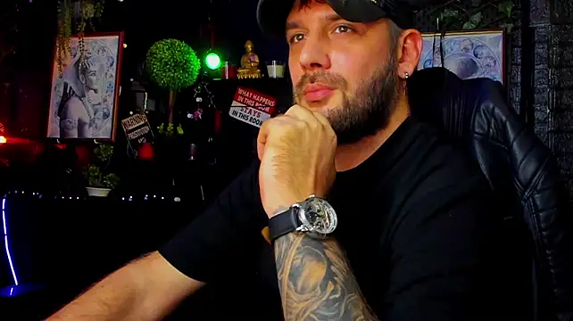 LexHardy লাইভ XXX চ্যাট