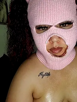 Dianalovesu Adlı Modelin Canlı XXX Sohbeti