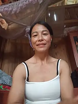 Lily-ly's Live XXX Chat