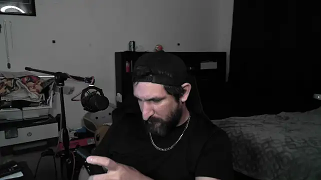 DevilPup75_ Live XXX Chat
