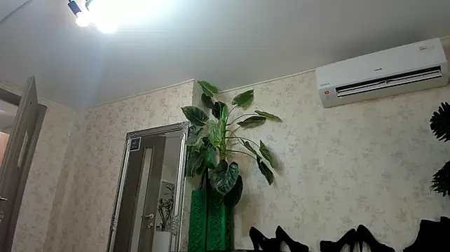 HotIris Live XXX-chat