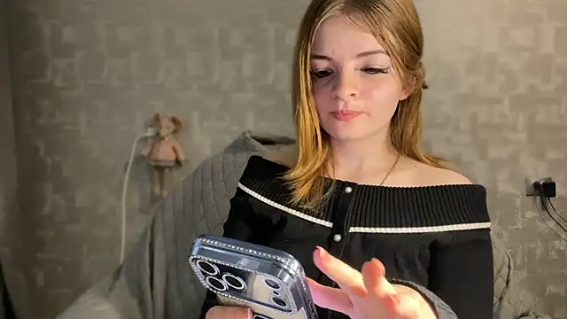 Elirya's Live XXX Chat